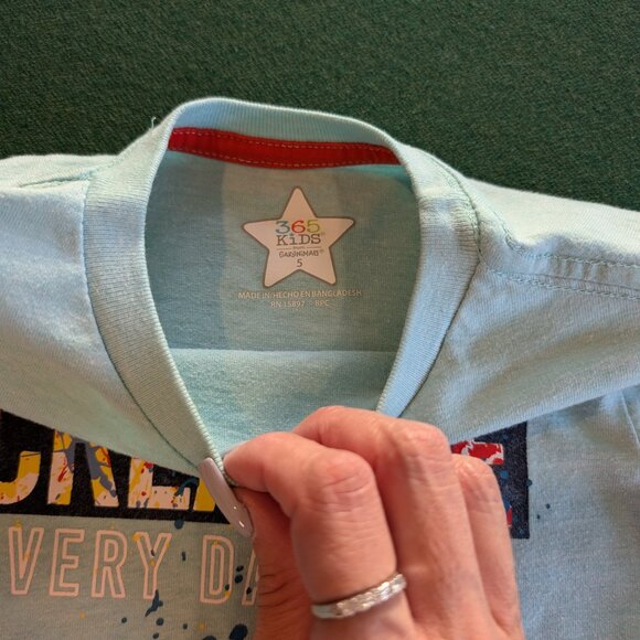 Bundle Boy's Long Sleeve T-shirts 5T 💙 - Picture 3 of 8